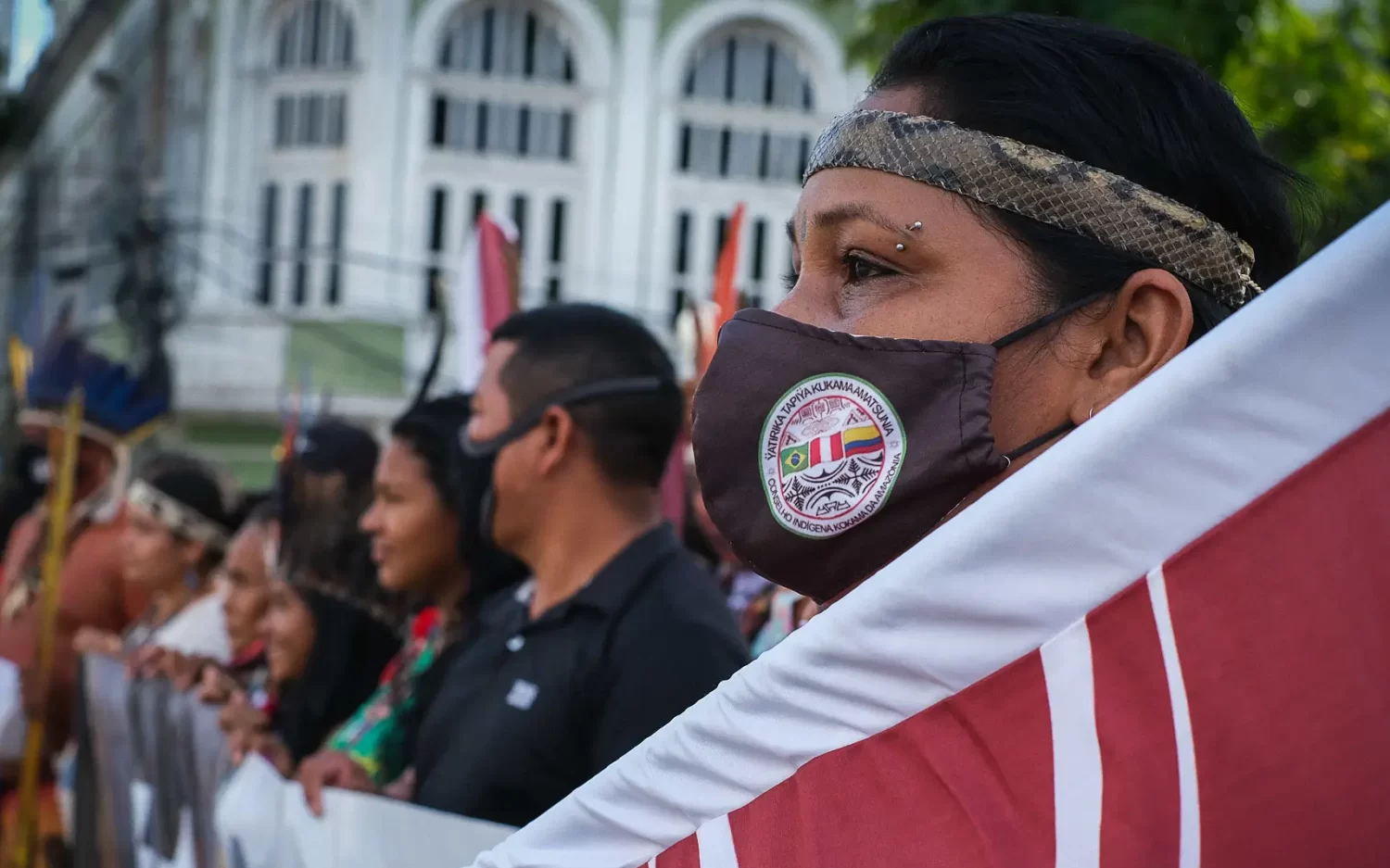 Destruição e estupros contra os Yanomami o que comemorar no Dia dos Povos Indígenas (3)