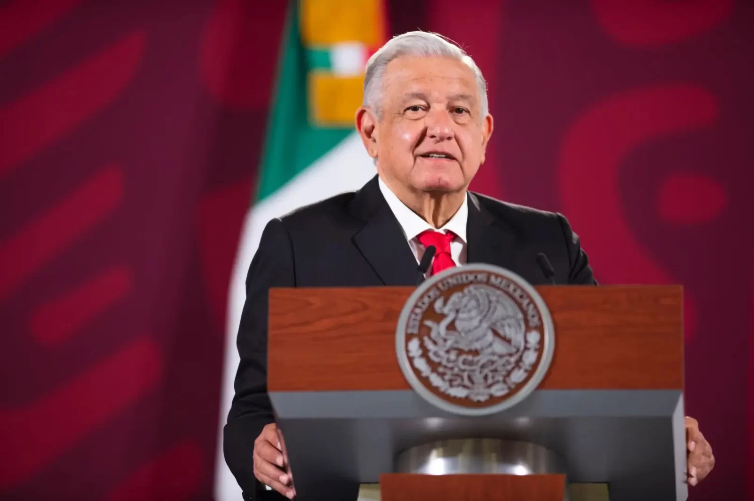 México López Obrador enfrenta referendo sobre revogação do mandato neste domingo